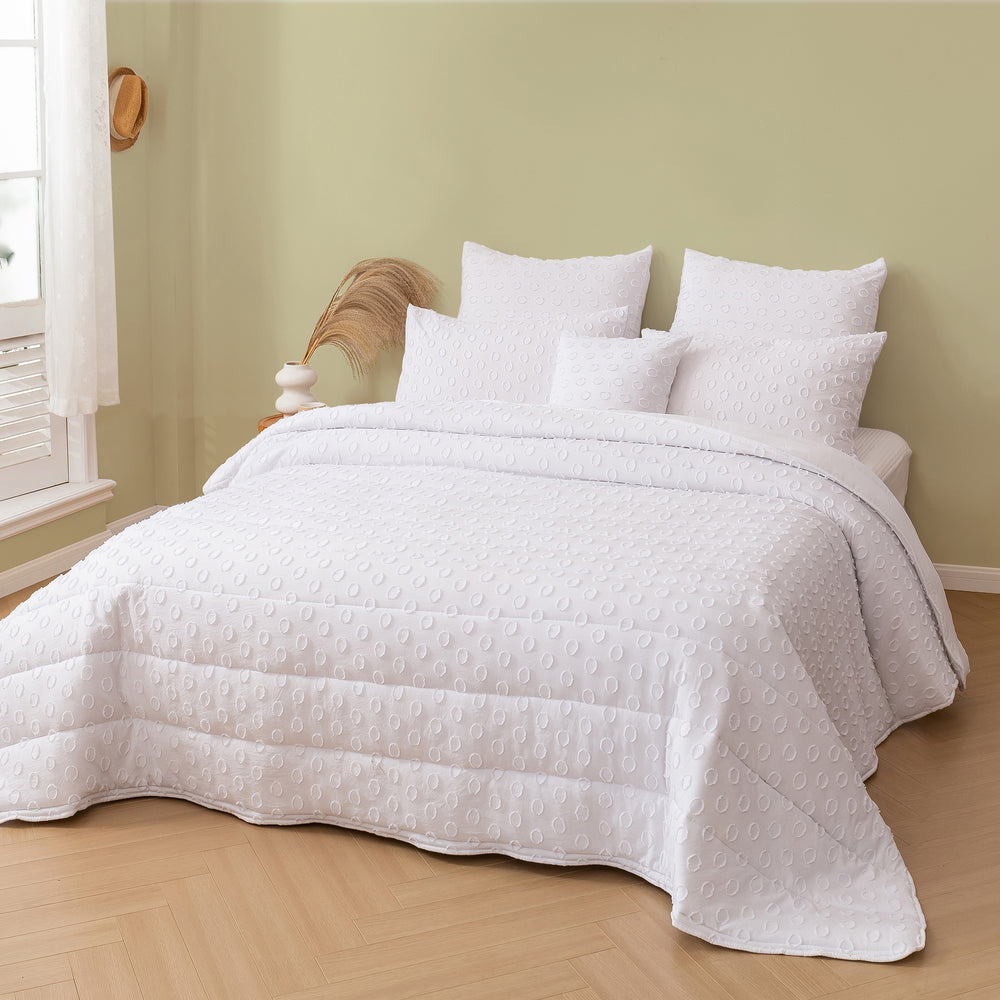 
                      
                        Haven Spot 6 Piece Comforter Set White
                      
                    