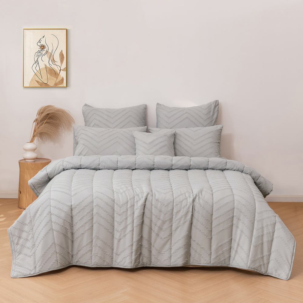 
                      
                        Lennox Chevron 6 Piece Comforter Set Silver
                      
                    