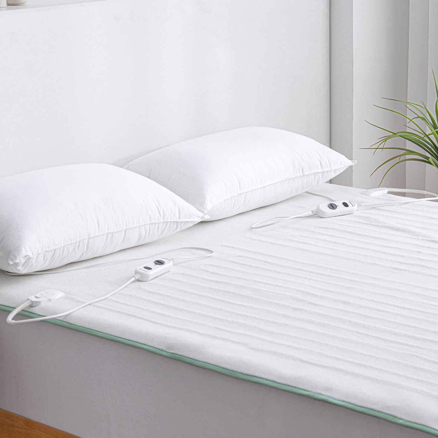 Hypoallergenic Electric Blanket Antimicrobial Fitted Design