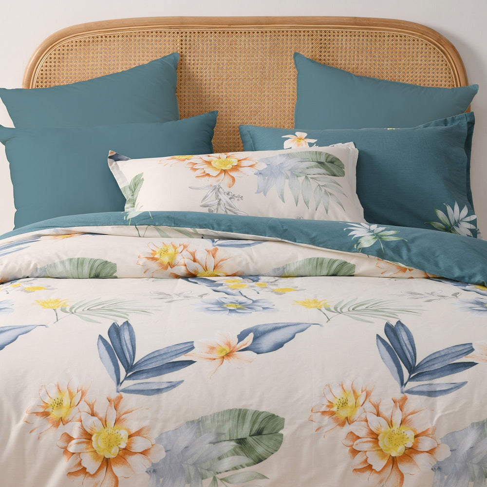 
                      
                        Lilo 100% Cotton Reversible Quilt Cover Set
                      
                    