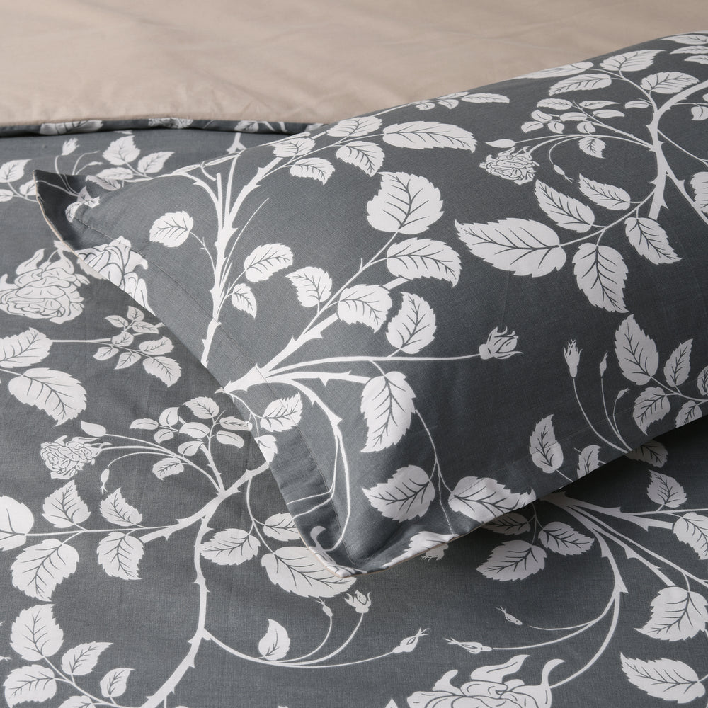 
                      
                        Felicity 100% Cotton Reversible Quilt Cover Set Charcoal
                      
                    