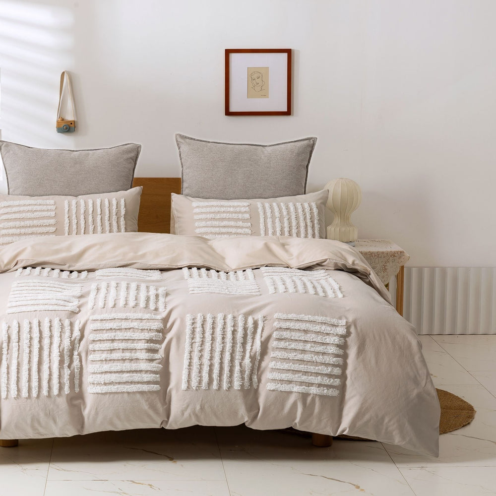 
                  
                    Quilt Covers
                  
                