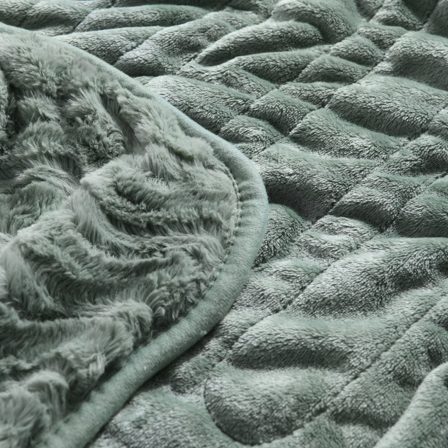 Luxury Faux Fur Heated Throw Leaf DreamakerAU