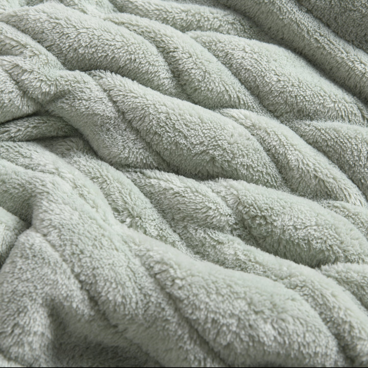 Reversible Sherpa & Coral Fleece Heated Throw Olive and Sage